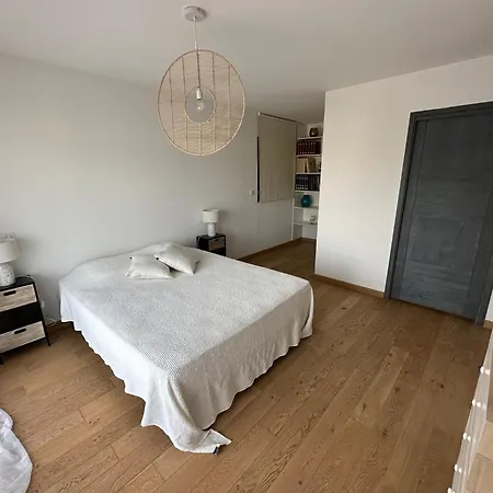 Vecchio Location Estivale Spacieux 100 M2 *