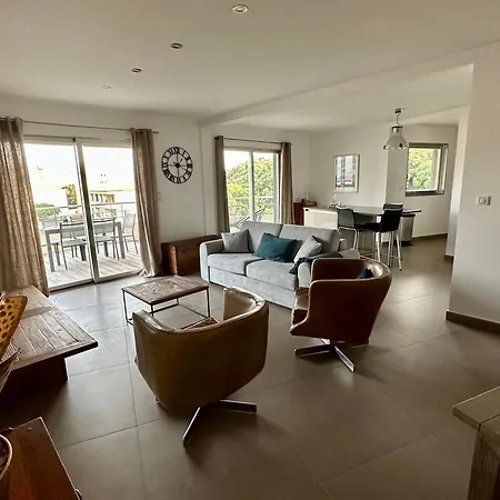 Vecchio Location Estivale Spacieux 100 M2 Porto-Vecchio (Corsica)